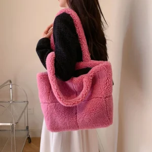 Youmeli Faux Fur Tote Bagplush Handbag Handbags Purses Shoulder Button Purse Plush Warm Fluffy Bags for Women
