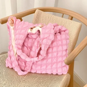 Eye Catching Eco-friendly Reusable Tote Bag Customizable Logo Polyester Material Comfortable Shoulder Straps for Beach