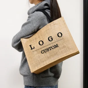 Durable Spacious Reusable Fashion Jute Shopping Bag with Reinforced Handles for Beach Casual Weekend Use